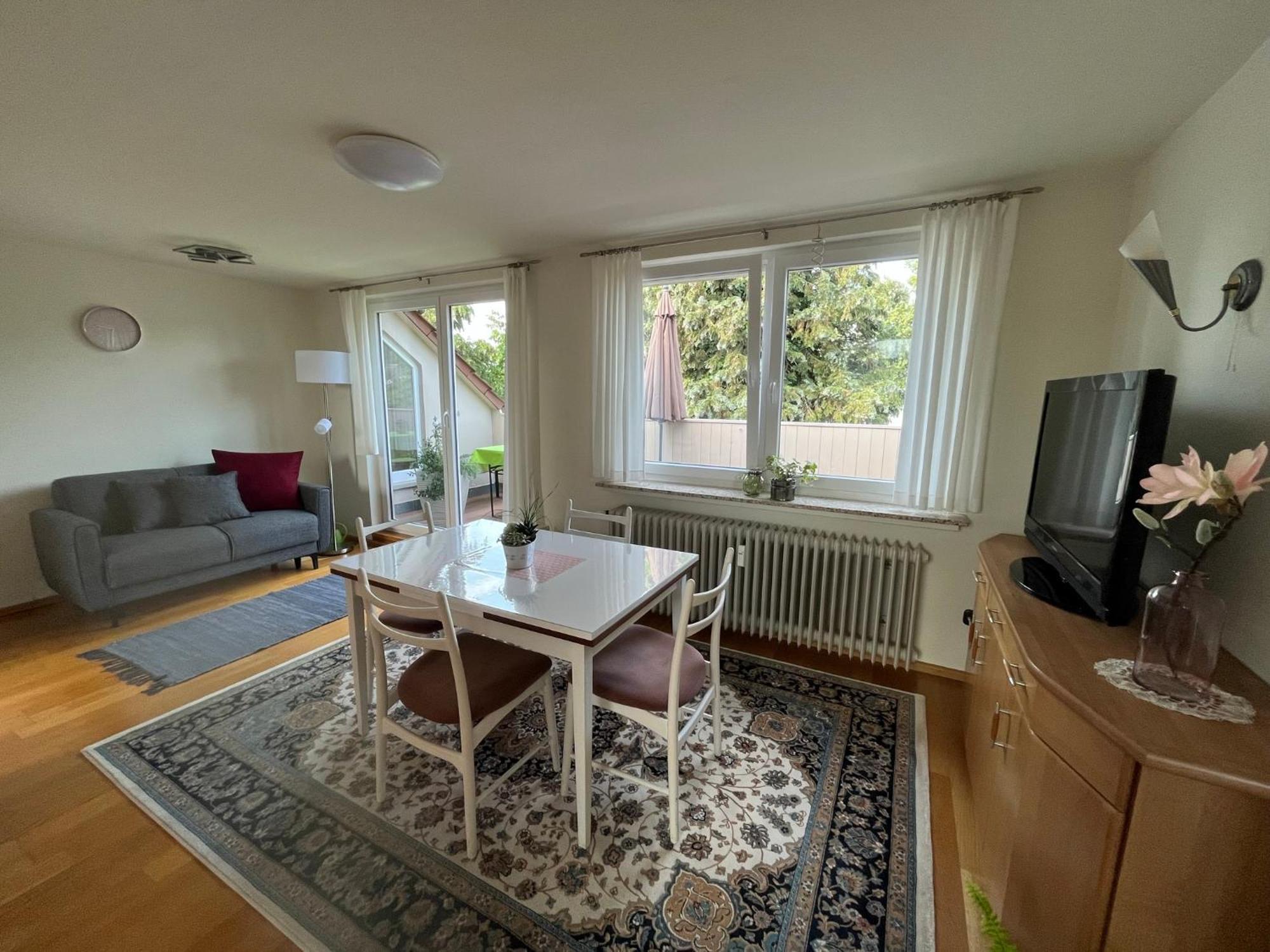 Schoene Wohnung, Bodenseenaehe Равенсбург Екстериор снимка